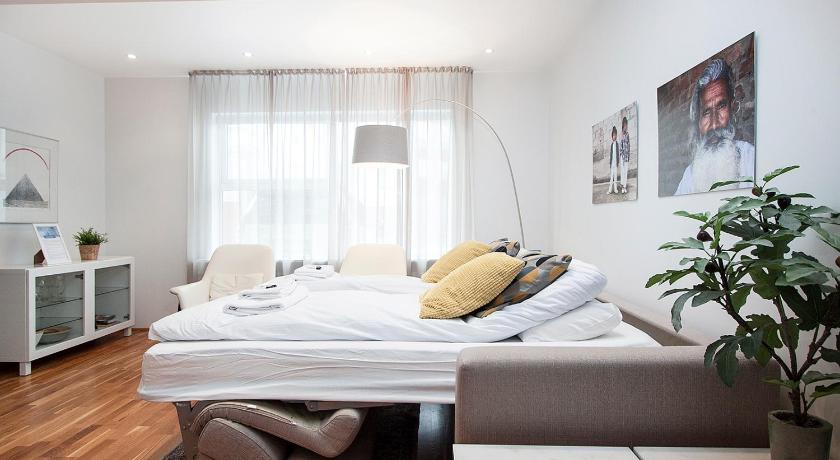 Image of One-Bedroom Deluxe Apartment 0