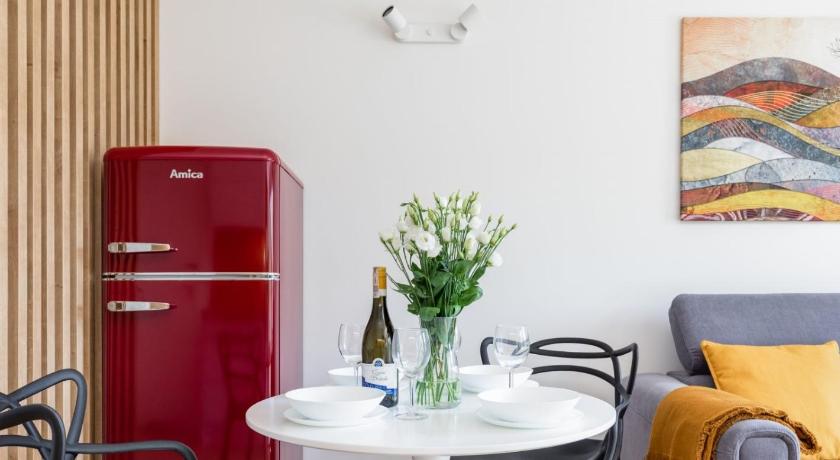 Prestige Red z basenem