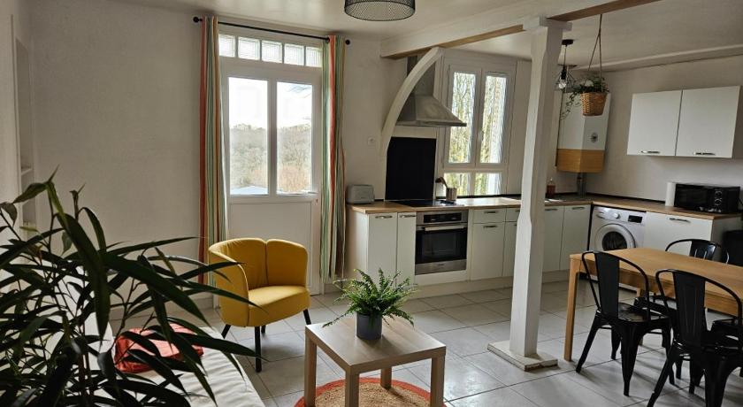 Foto Maison au calme 2 chambres Guéret - Booking Diskon Spesial