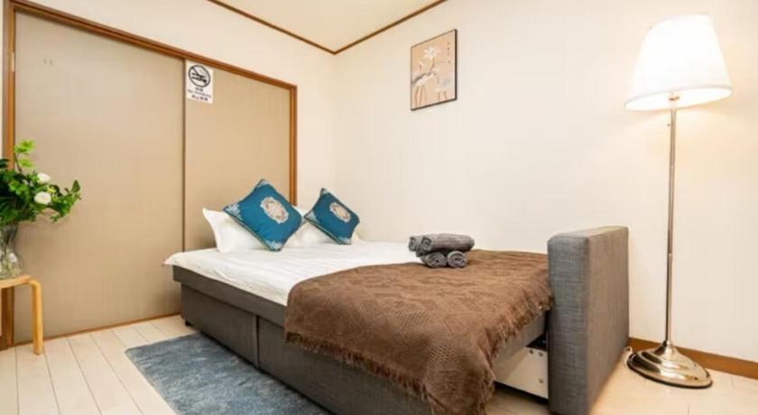 東京 22观景阳台房 大空间卫浴厨房 洗衣机 车站步行3分钟 上野 涉谷 迪士尼 机场 坐车直达 宿泊施設 スイート