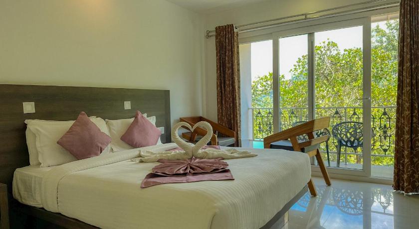 Forest View Room