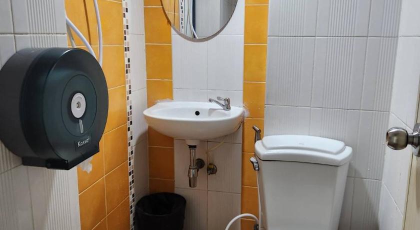 Image of Budget Double or Twin Room 8