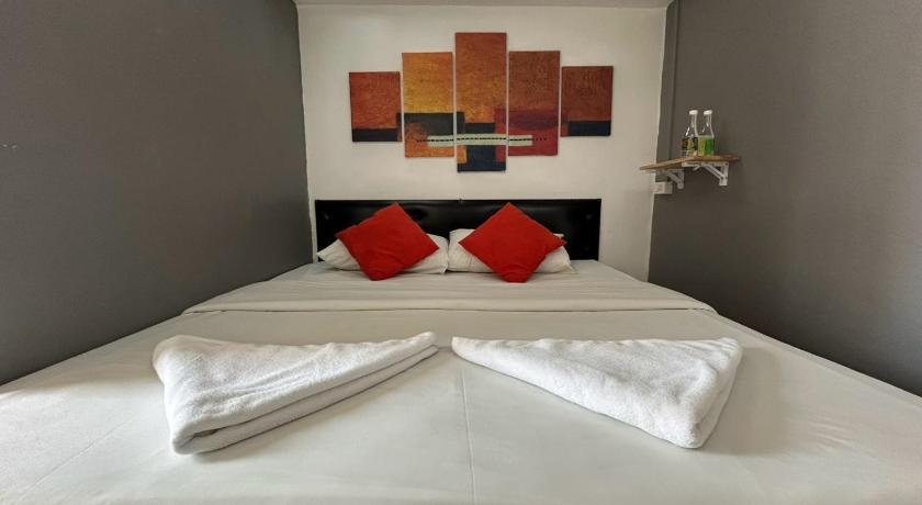 Image of Small Double Room 0