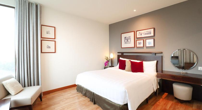 Image of One-Bedroom Premier Serviced Suite 4
