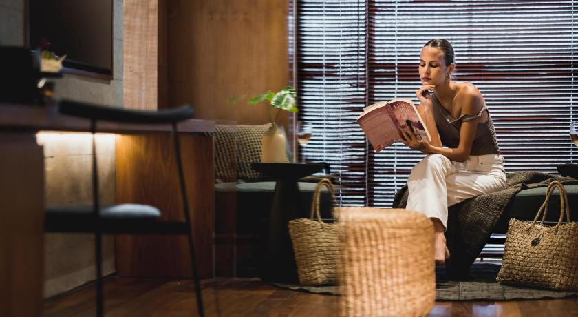 バリ iSuite by Ekosistem 5つ星 ホテル スイート