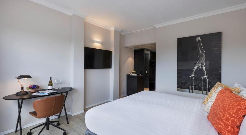 Image of Business Room with Balcony 5