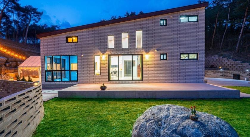 江陵 Geonhaeng Private Pool Villa Pension 3星级 民宿 客房