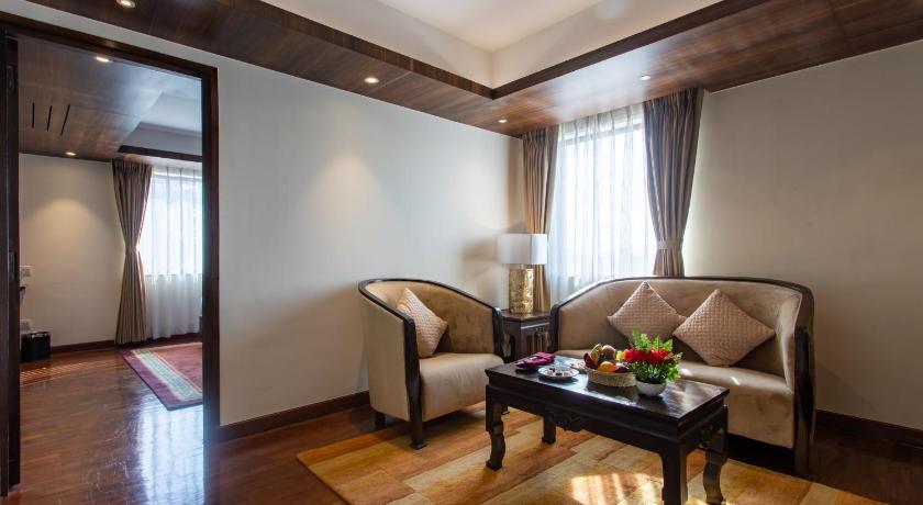 Image of Junior Suite 8