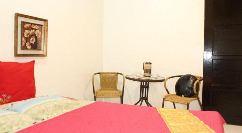 Image of Standard Queen Room 5