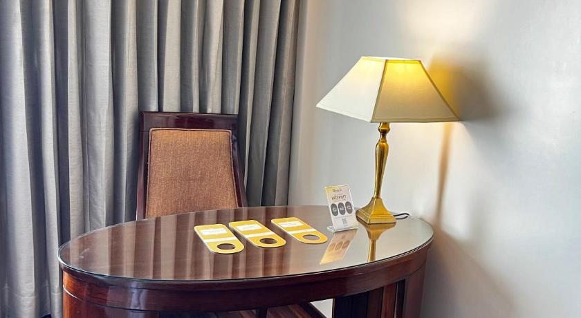 Image of Executive King Room 15