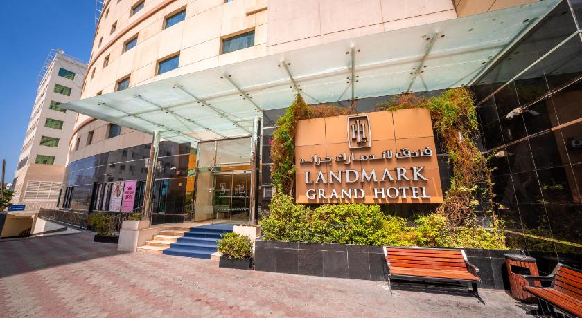 Landmark Grand Hotel - image 7