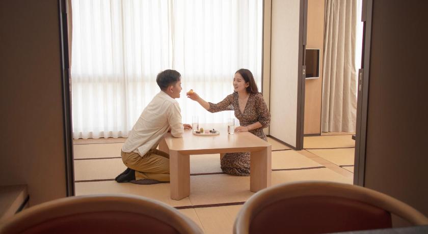 Image of Japanese Tatami Room 5