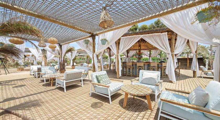 Taghazout Radisson Blu Resort, Taghazout Bay Surf Village 4-Star Hotel restaurant
