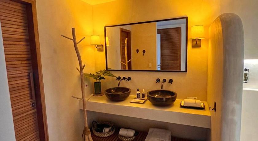 Fotografija Premium Suite with Sea View and Hot Tub 7
