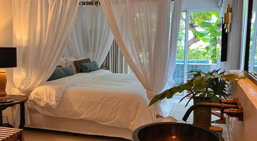 Fotografija Premium Suite with Sea View and Hot Tub 4