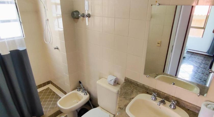 Image of One-Bedroom Apartment 2