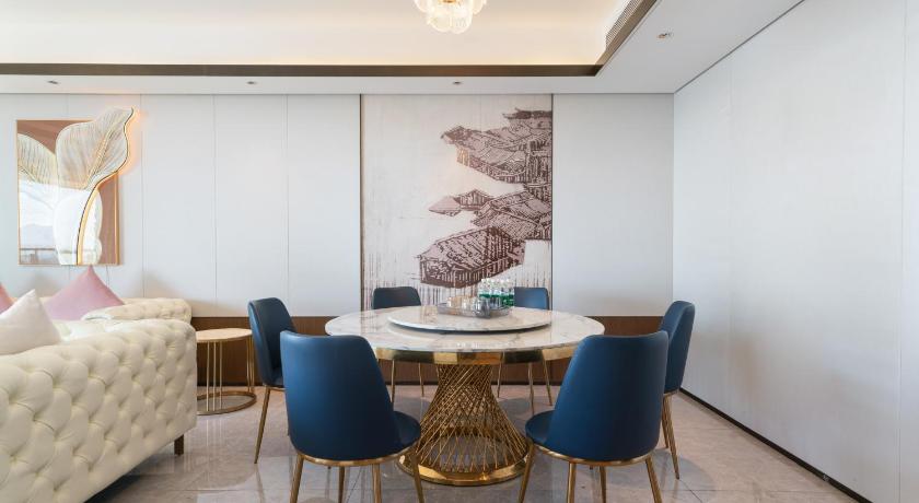 싼야 Puhai Sea View Apt by Hailan Tour at Sanya Yazhou Bay 호텔 레스토랑