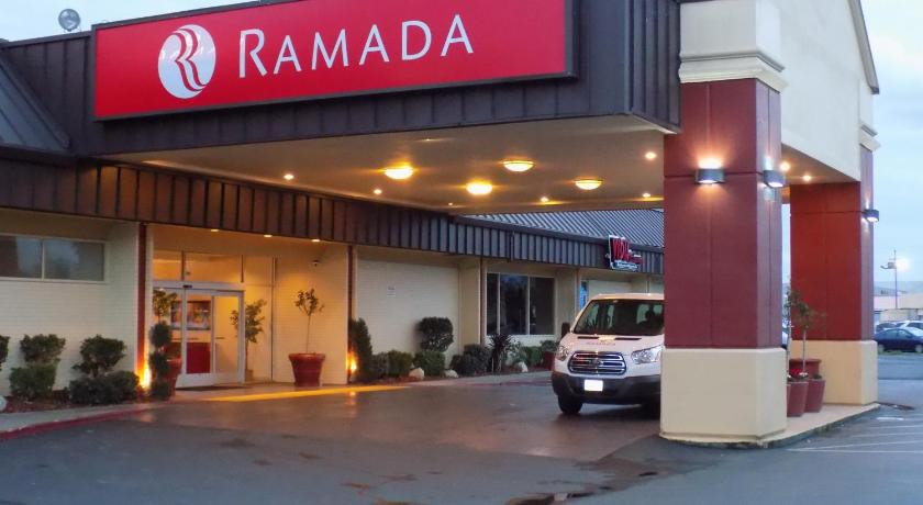 Ramada by Wyndham Sacramento