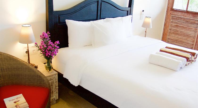 Image of Deluxe Queen Room 4