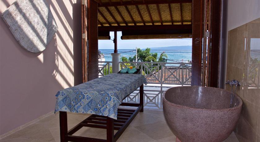 Image of Deluxe Suite with Sea View 15