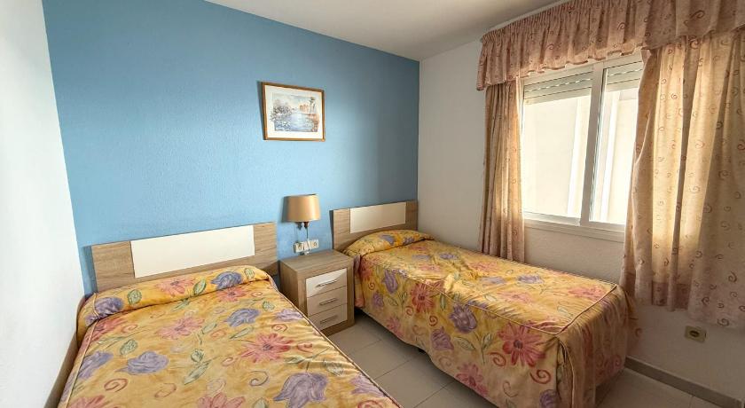 Image of Two-Bedroom Apartment Silver 13