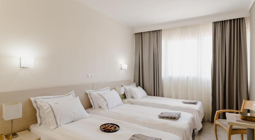 Image of Triple Room 1