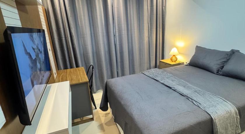 AP completo prox ao Shopping com piscina, garagem e ar