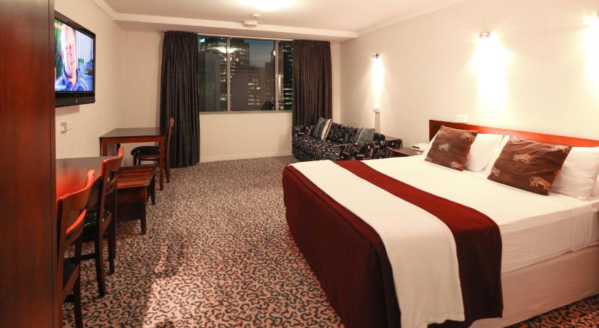 Astor Metropole Hotel photo