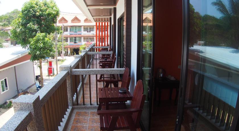 Lanta Phongpipat Resort photo
