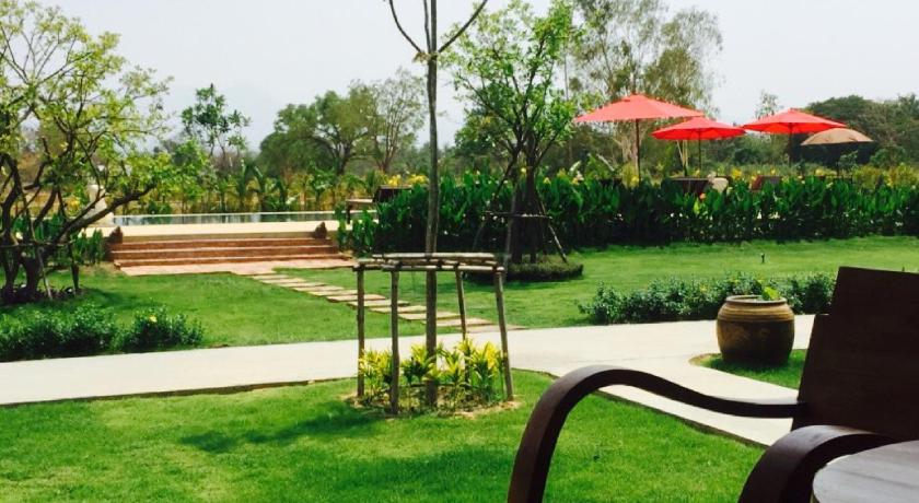 Image of Bungalow with Pool View 17