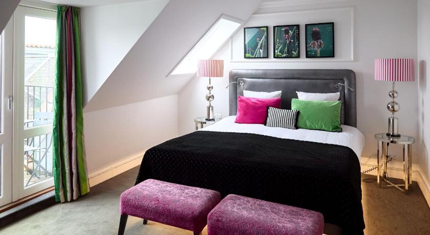 Image of Deluxe Junior Suite 0