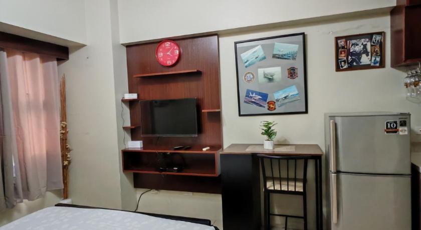 セブ Lourdes Bedsit Horizon 101 ホテル 眺望