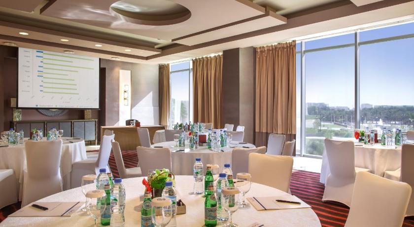 Park Arjaan by Rotana Abu Dhabi - image 12