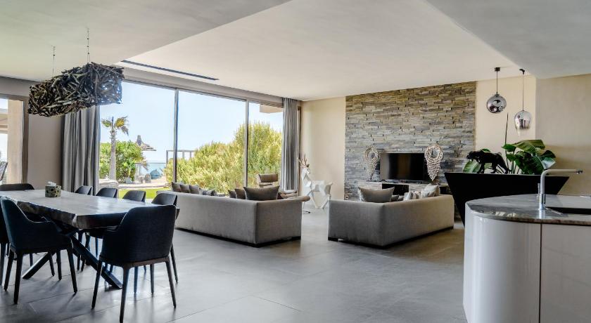 Image of Villa with Sea View 16
