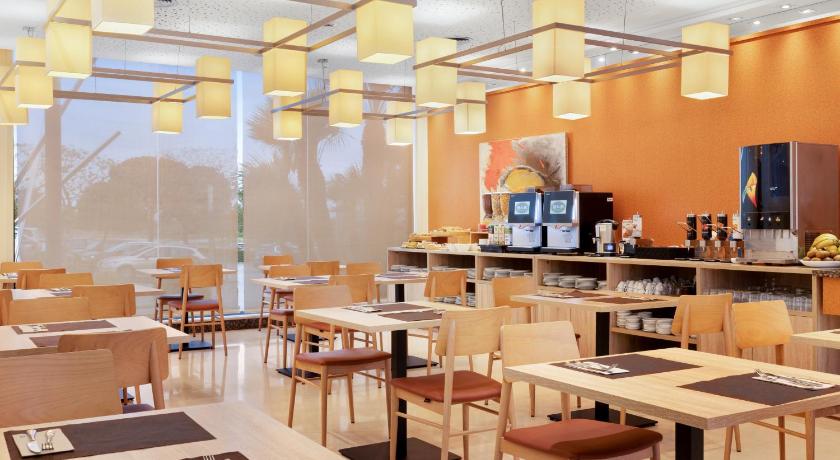 バルス B&B HOTEL Tarragona Valls 3つ星 ホテル 眺望