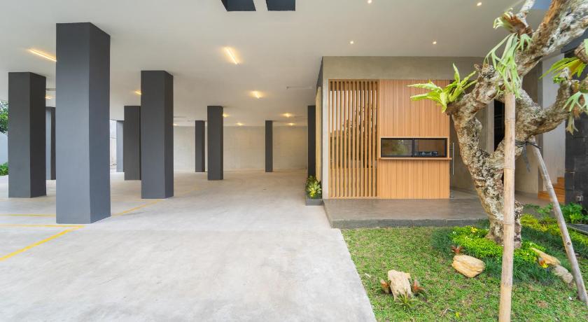 Keenan Living Luxe Seturan - image 9