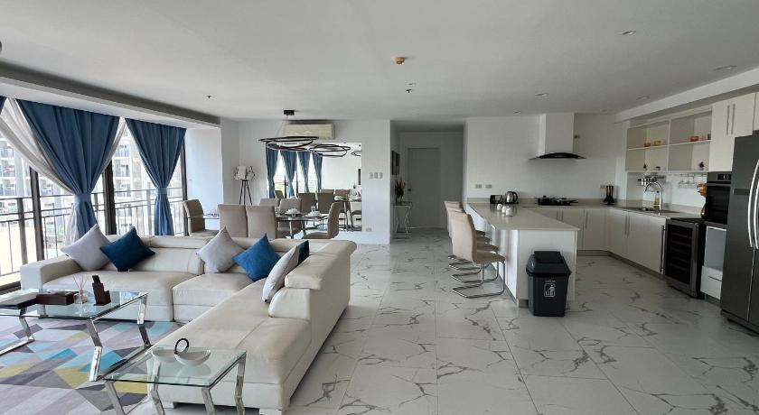 Image of Three-Bedroom Apartment 2