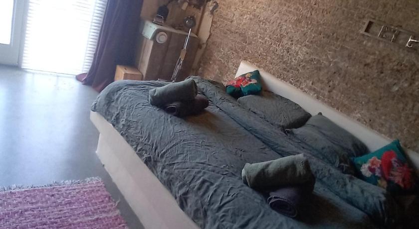 Image of Studio Apartment 9