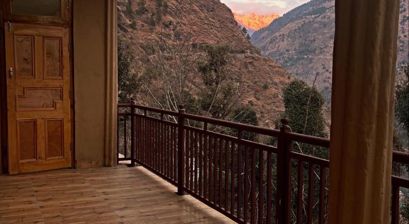 Mizuki Retreat and Cafe, Tirthan Valley