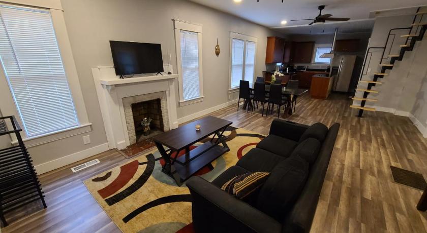 그린즈버러 (NC) Next to Downtown Greensboro Bungalow Rooms 숙소 레스토랑