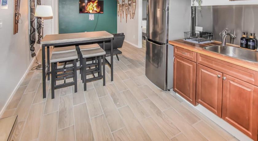 덴버 (CO) Cozy two bedroom basement unit near light rail 4성급 숙소 외관