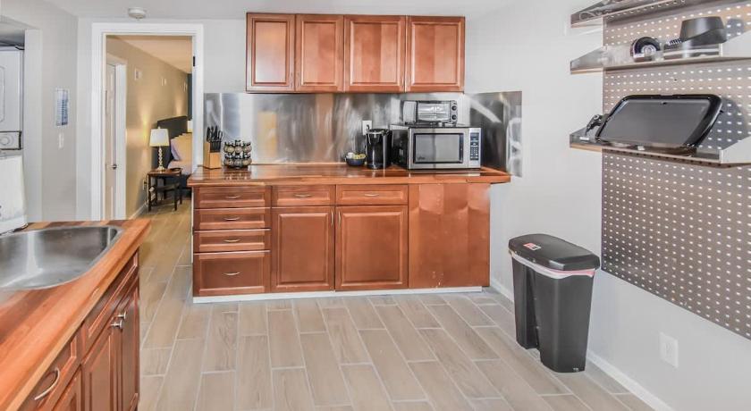 덴버 (CO) Cozy two bedroom basement unit near light rail 4성급 숙소 수영장