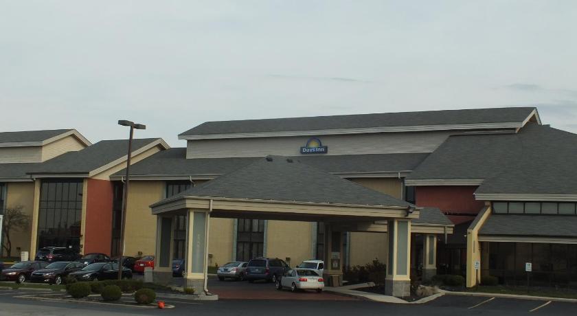 Days Inn by Wyndham Indianapolis Off I-69