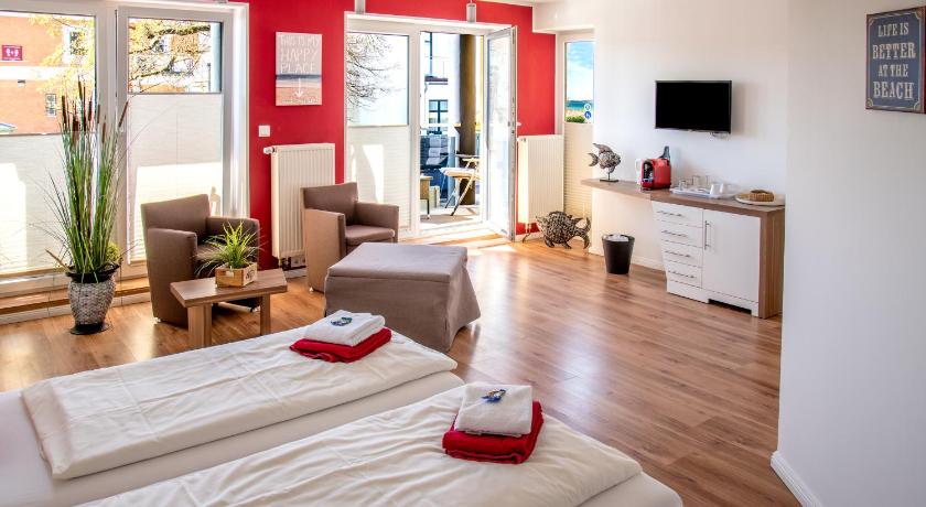 Image of Double Room with Partial Sea View and Balcony - 11 4