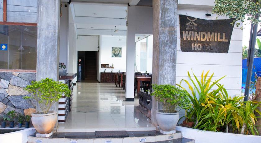 Woodnest Windmill Beach Hotel - image 4