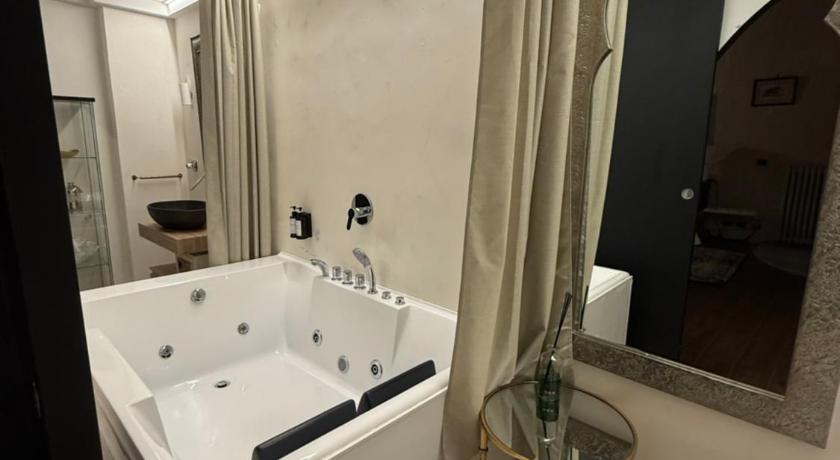 Image of Junior Suite 5