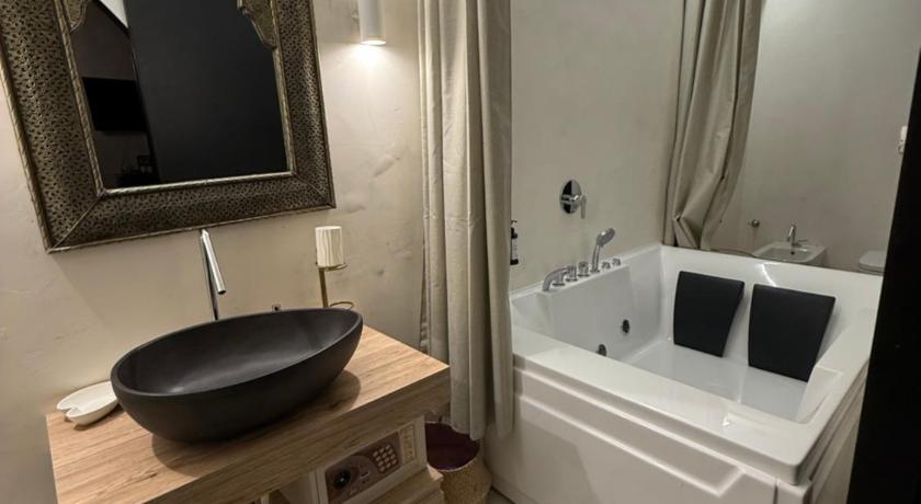 Image of Junior Suite 2