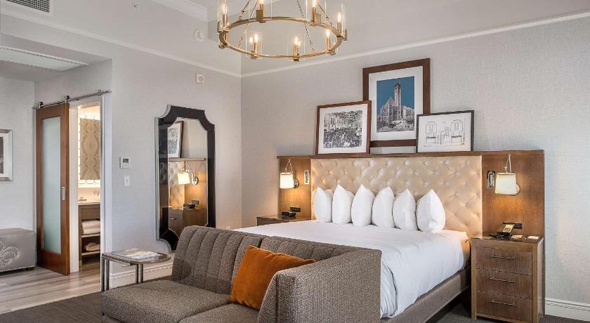 セントルイス (MO) St. Louis Union Station Hotel, Curio Collection by Hilton 4つ星 ホテル プール