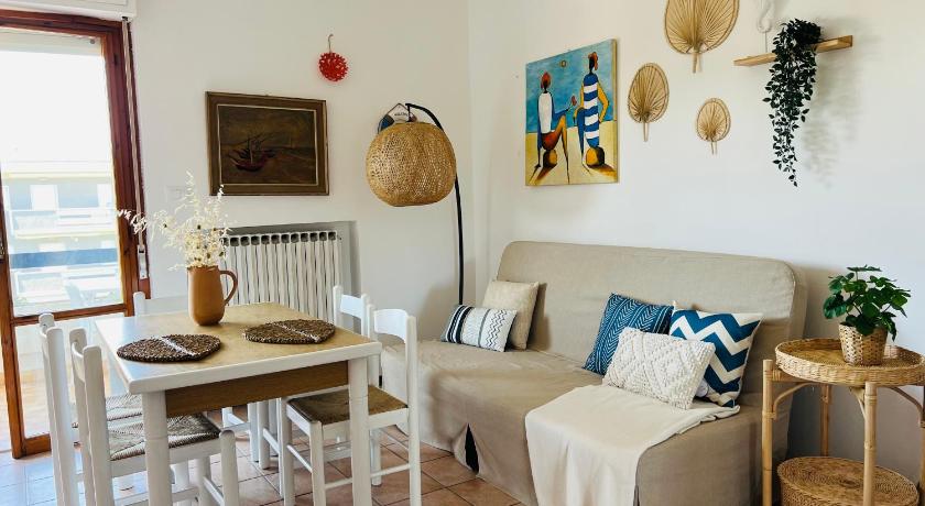 First Line Sea View Apartment Caravella