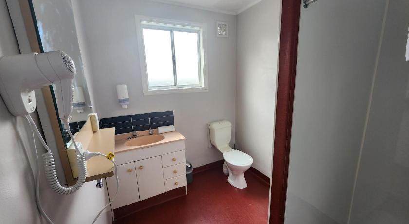 Image of Standard Studio Quadruple 2